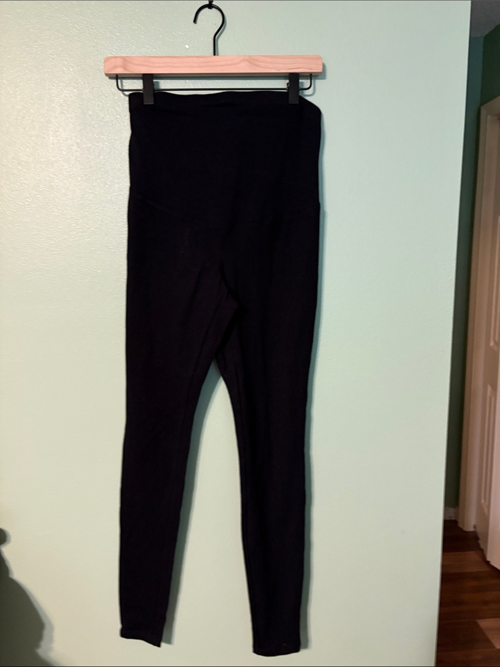 Old Navy Black High-Rise Leggings